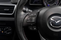 2016 Mazda
3 Maxx