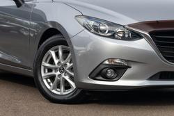 2016 Mazda
3 Maxx