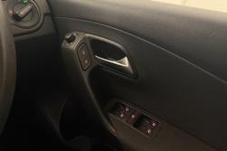 2014 Volkswagen
                Polo Trendline