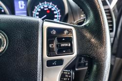 2010 Toyota
Landcruiser Prado VX