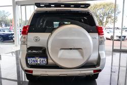 2010 Toyota
Landcruiser Prado VX
