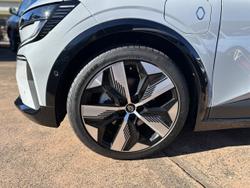 2024 Renault
Megane E-TECH