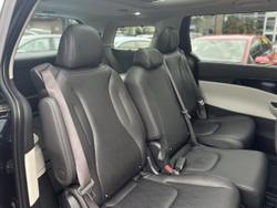 2022 Kia
Carnival Platinum