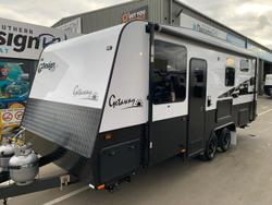 Design RV Getaway VAN 1-5, 20'6'' Family VAN