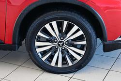 2019 Mitsubishi
Outlander ES