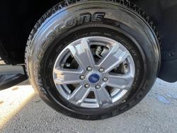 2024 Ford
                Everest Ambiente