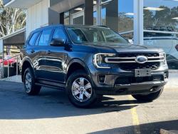 2024 Ford
                Everest Ambiente