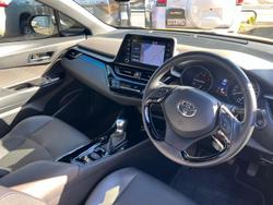 2021 Toyota
C-HR Koba