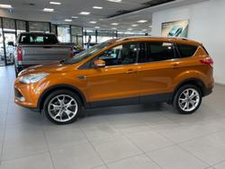 2015 Ford
Kuga Titanium