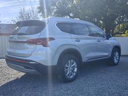 2021 Hyundai
                Santa Fe 