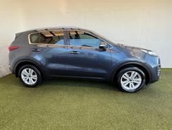 2017 Kia
Sportage Si