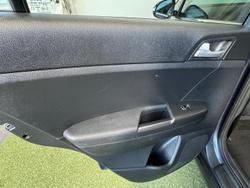 2017 Kia
Sportage Si
