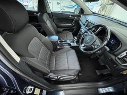 2017 Kia
Sportage Si