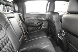 2025 Isuzu
D-MAX LS-U+