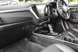 2025 Isuzu
D-MAX LS-U+