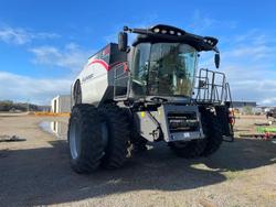 Gleaner S98 Super Series Combine Harvester