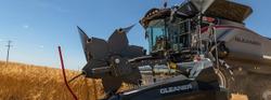 Gleaner
S98 Super Series Combine Harvester