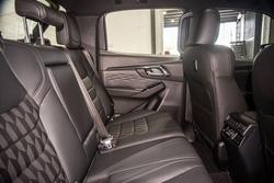 2025 Isuzu
D-MAX BLADE