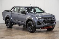 2025 Isuzu
D-MAX BLADE