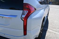 2017 Mitsubishi
Pajero Sport GLS