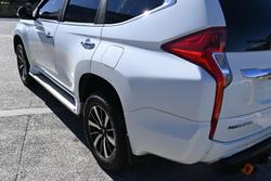 2017 Mitsubishi
Pajero Sport GLS
