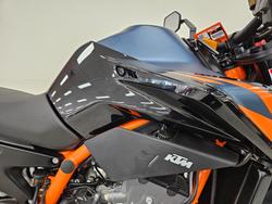 2023 Ktm 890 DUKE R Blue