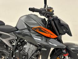 2024 Ktm 990 DUKE Orange