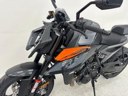 2024 Ktm 990 DUKE Orange