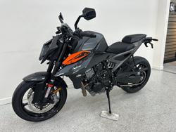 2024 Ktm 990 DUKE Orange