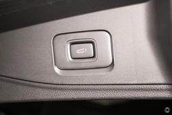 2025 Isuzu
MU-X X-TERRAIN
