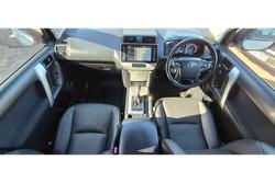 2021 Toyota
Landcruiser Prado GXL