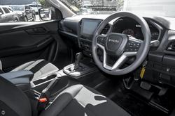 2025 Isuzu
D-MAX SX