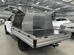 2016 Toyota
Hilux Workmate