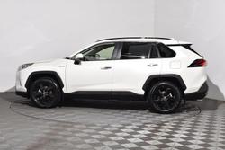 2020 Toyota
RAV4 Cruiser