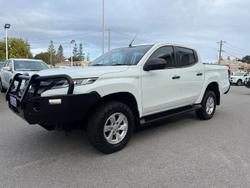 2023 Mitsubishi
Triton GLX+