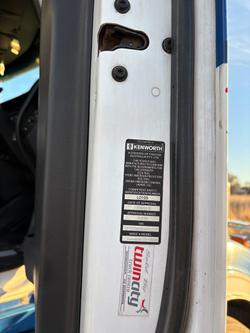 2017 Kenworth T610 Series T610SAR