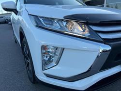 2020 Mitsubishi
Eclipse Cross ES