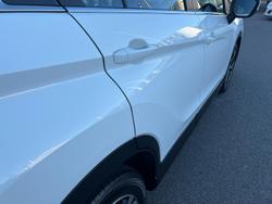 2020 Mitsubishi
Eclipse Cross ES