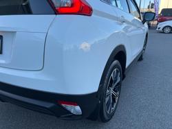 2020 Mitsubishi
Eclipse Cross ES
