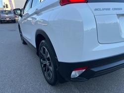 2020 Mitsubishi
Eclipse Cross ES