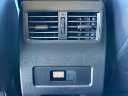 2025 Mitsubishi
Outlander PHEV Exceed