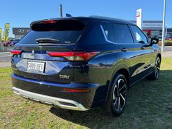 2025 Mitsubishi
Outlander PHEV Exceed