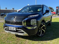2025 Mitsubishi
Outlander PHEV Exceed