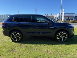2025 Mitsubishi
Outlander PHEV Exceed