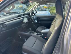 2021 TOYOTA
HILUX WORKMATE