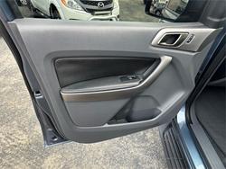 2016 FORD
EVEREST TREND