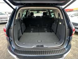 2016 FORD
EVEREST TREND