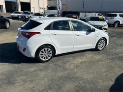 2016 HYUNDAI
i30 ACTIVE