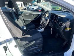 2016 HYUNDAI
i30 ACTIVE