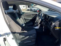2016 HYUNDAI
i30 ACTIVE